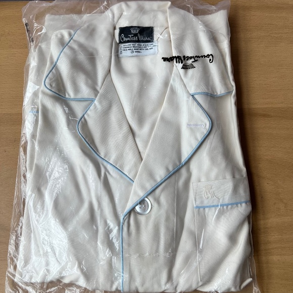 COUNTESS MARA Other - Vintage 1950’s CM COUNTESS MARA 100% Silk 2pc Men pajama set unworn original bag